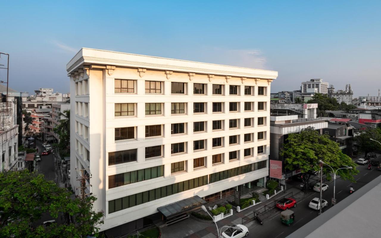 The Avenue Regent Otel Kochi Dış mekan fotoğraf