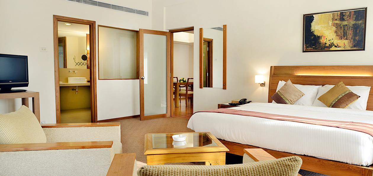 The Avenue Regent Otel Kochi Dış mekan fotoğraf
