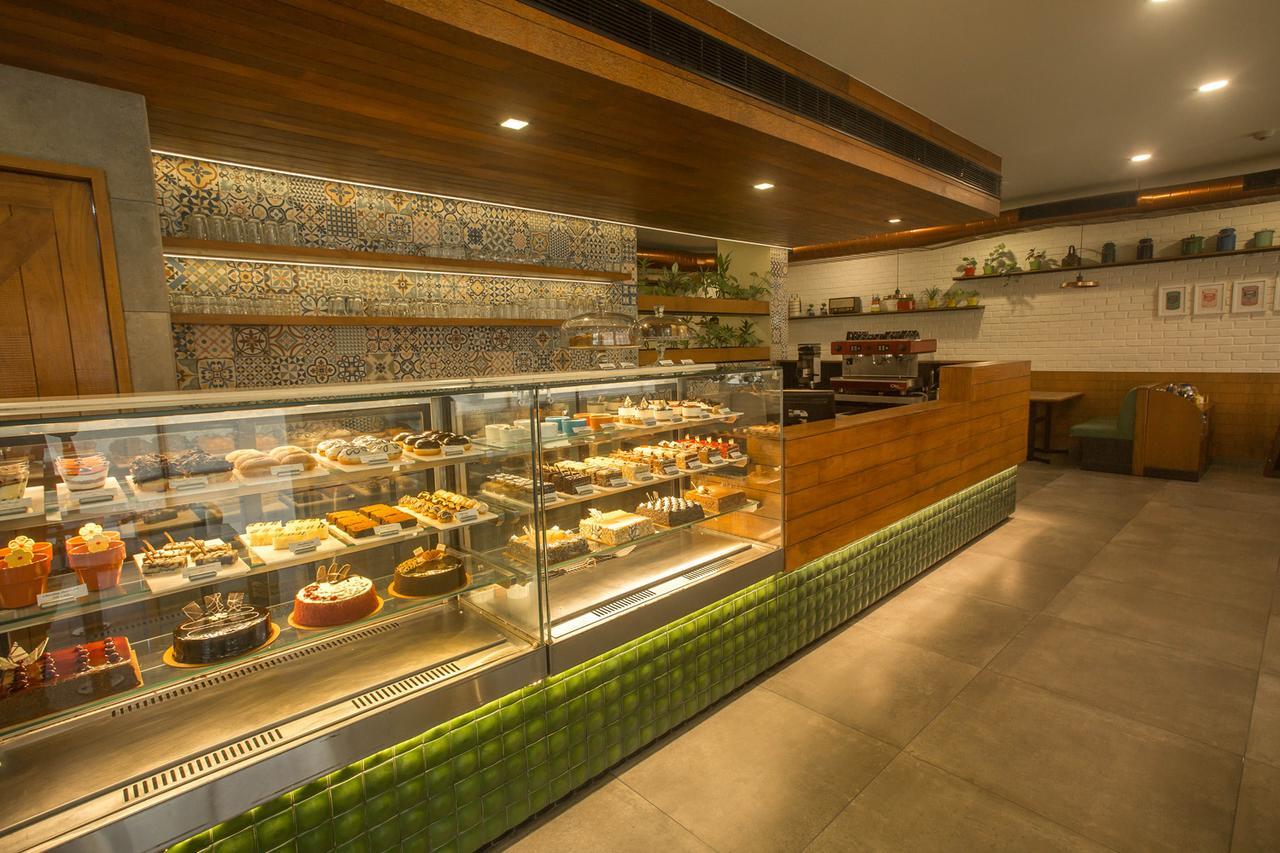 The Avenue Regent Otel Kochi Dış mekan fotoğraf